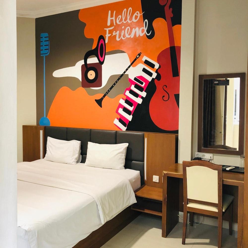 Votel Viure Hotel Jogjakarta Maguwo Exterior foto