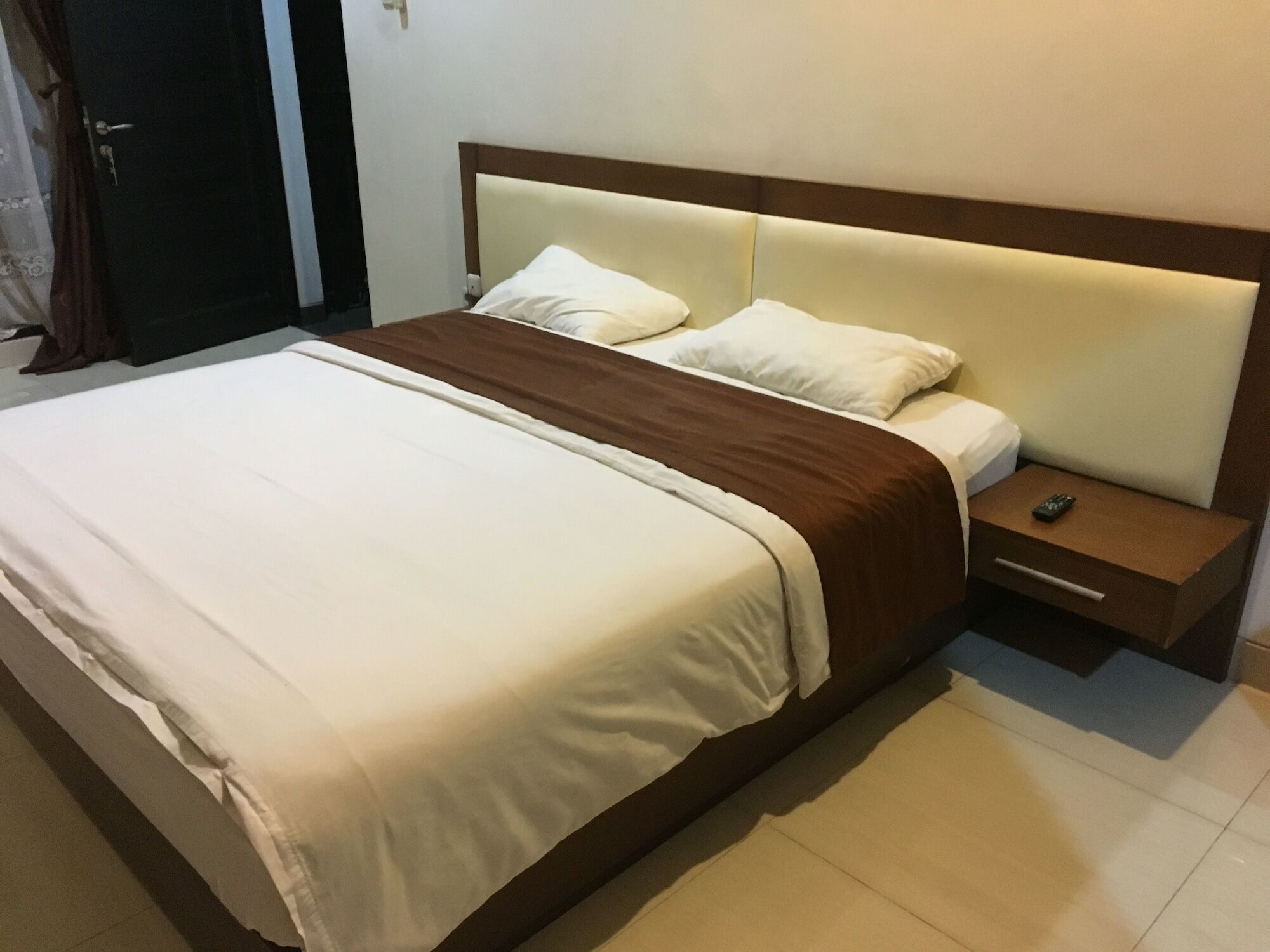 Votel Viure Hotel Jogjakarta Maguwo Exterior foto